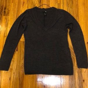 Women’s sweater